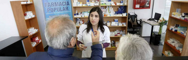 Farmacias populares, respuesta populista a economía imperfecta