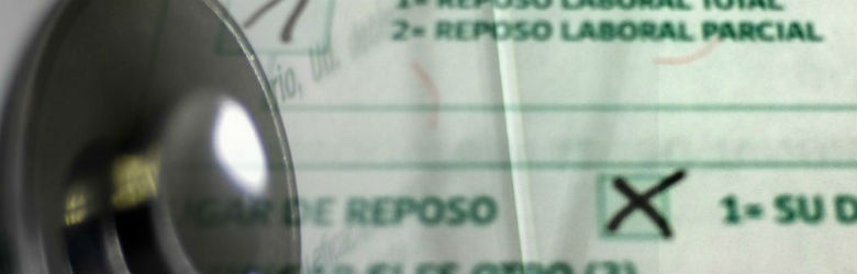 Irarrázaval: licencias médicas en el sector público de salud "está siendo vulnerado" Irarrázaval: licencias médicas en el sector público de salud "está siendo vulnerado"