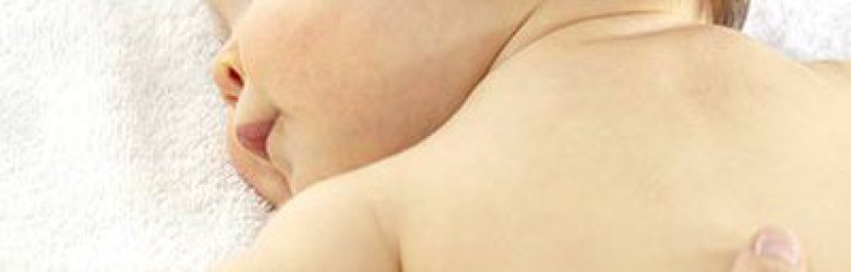 ¿Por qué algunos niños nacen con tortícolis?