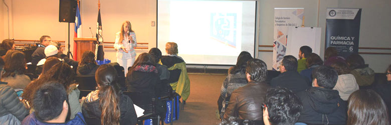 Expositores internacionales entregan herramientas formativas a Químicos Farmacéuticos