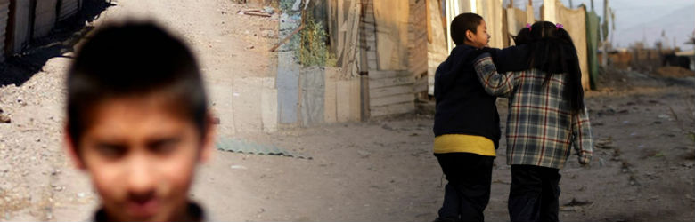 Más de la mitad de niños, niñas y adolescentes pertenece al 40% más pobre de la población