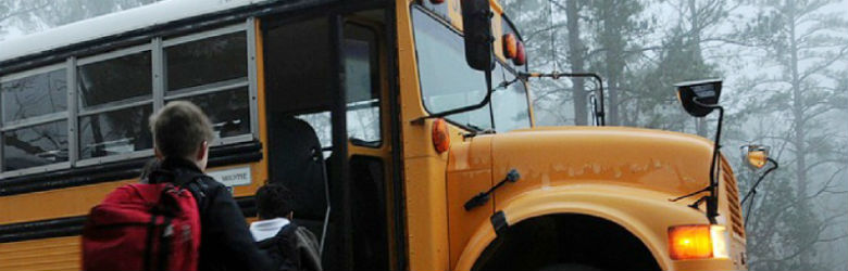 Inicio de clases: ¿Cómo elegir el calzado y la mochila adecuada?