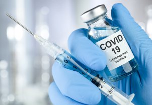 Encuesta IPSUSS: 96% de los vacunados con CoronaVac aprueba un refuerzo de dosis