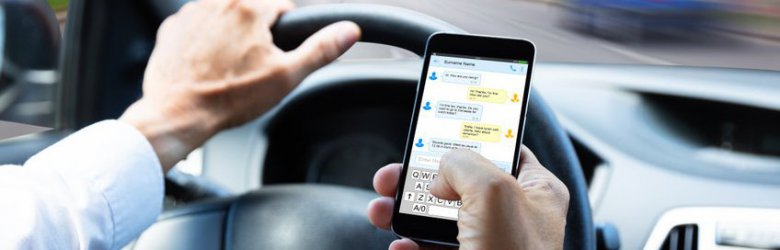 ¿Chateas mientras conduces? Conoce las multas a las que te expones